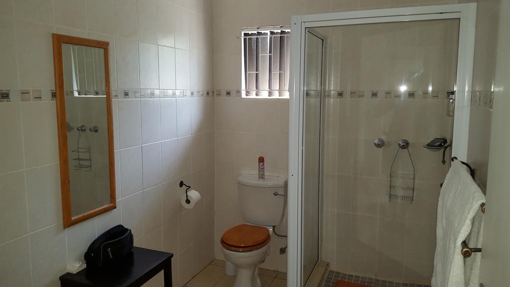 Old Umtali Guest House Johannesburg Bagian luar foto