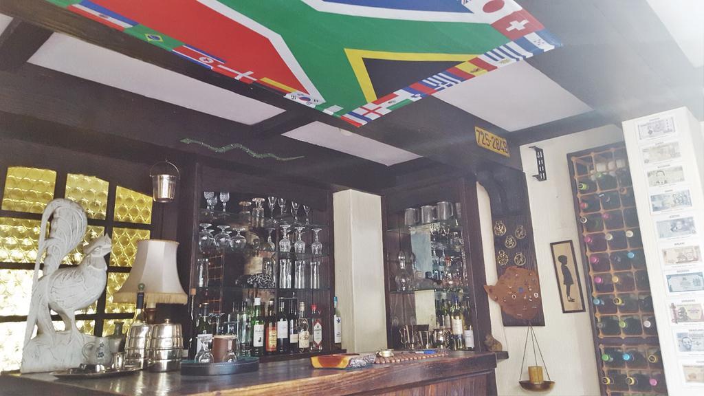 Old Umtali Guest House Johannesburg Bagian luar foto